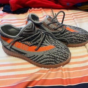 Yeezy sneakers size 11